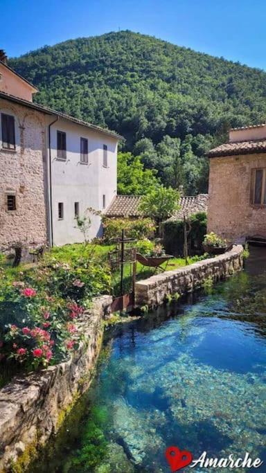 Casa Vacanze Fonte Del Menotre Foligno Exterior photo